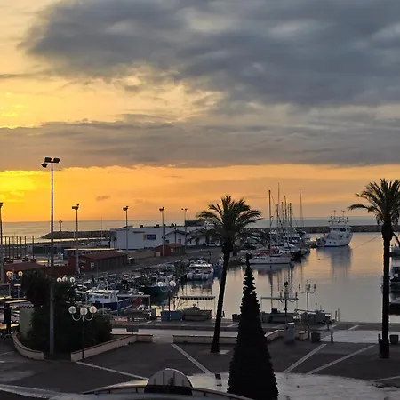 Port De Sorra * Saint-Cyprien (Pyrenees-Orientales)